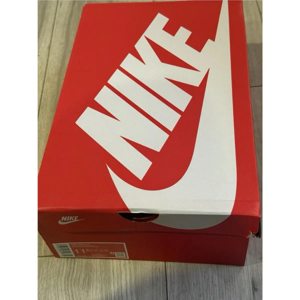 Nike shoes - Nike Shox R4 - Shox - HQ1988-101 - White 1