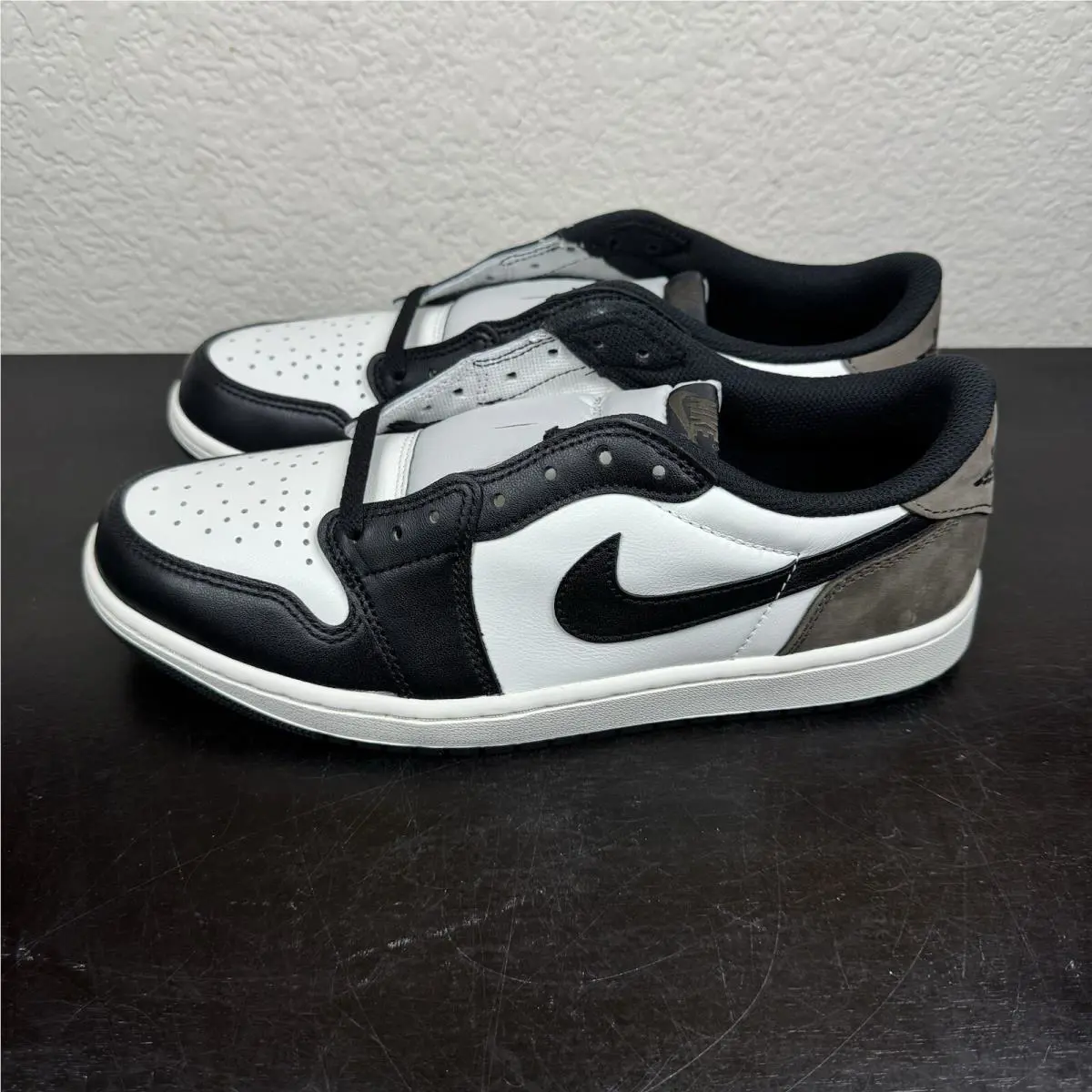 Nike shoes - Jordan Retro 1 - Retro - Mocha 5