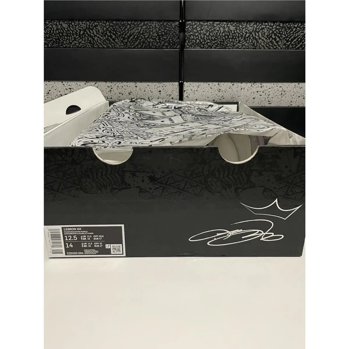 Nike shoes - Nike LeBron XIX 19 - LeBron XIX - CZ0203-004 - Phantom/Canyon Purple (UPC: 0195866464179) 4
