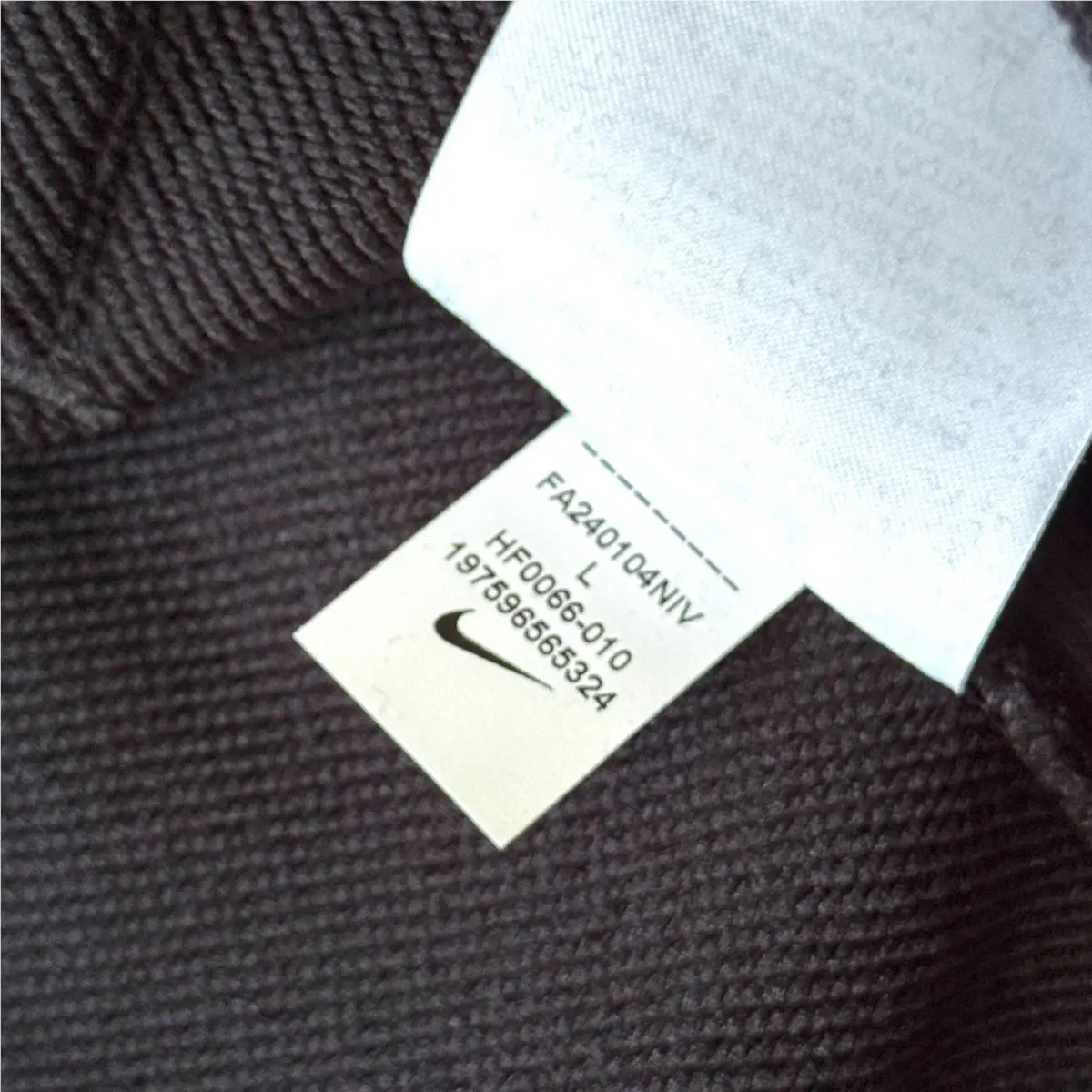 Nike clothing - Black (UPC: 197596565324) 5