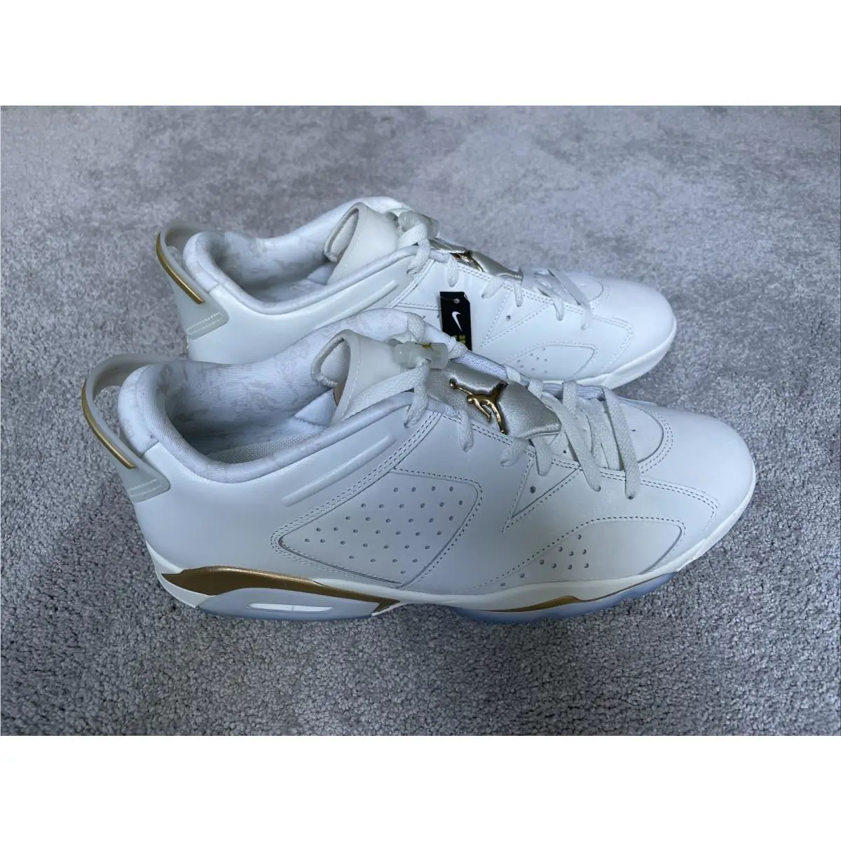 Nike shoes - Air Jordan Retro - Air Retro - White 1