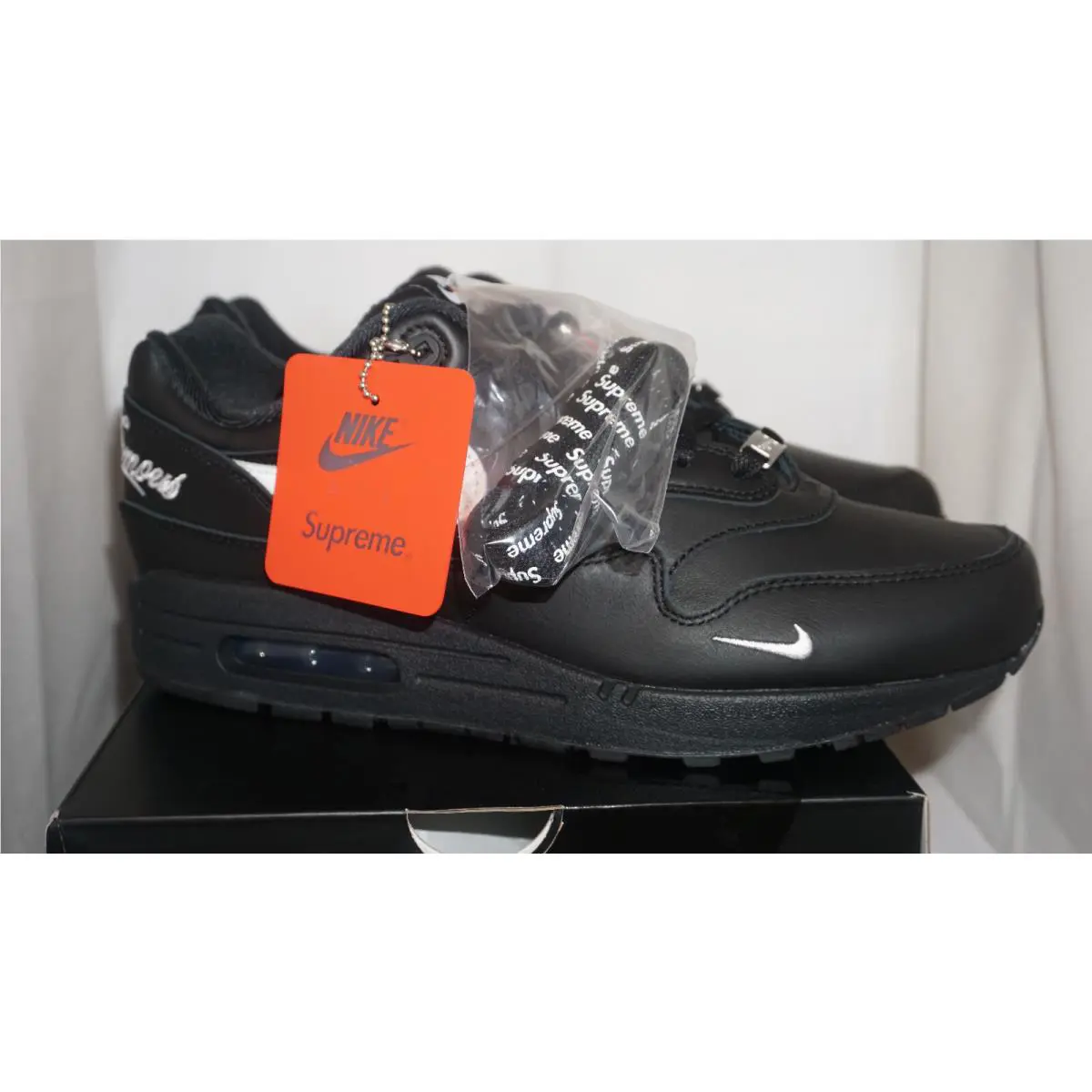 Nike shoes - Nike Air Max 1 - Air Max - HF8813 001 - Black, Manufacturer: Red 1