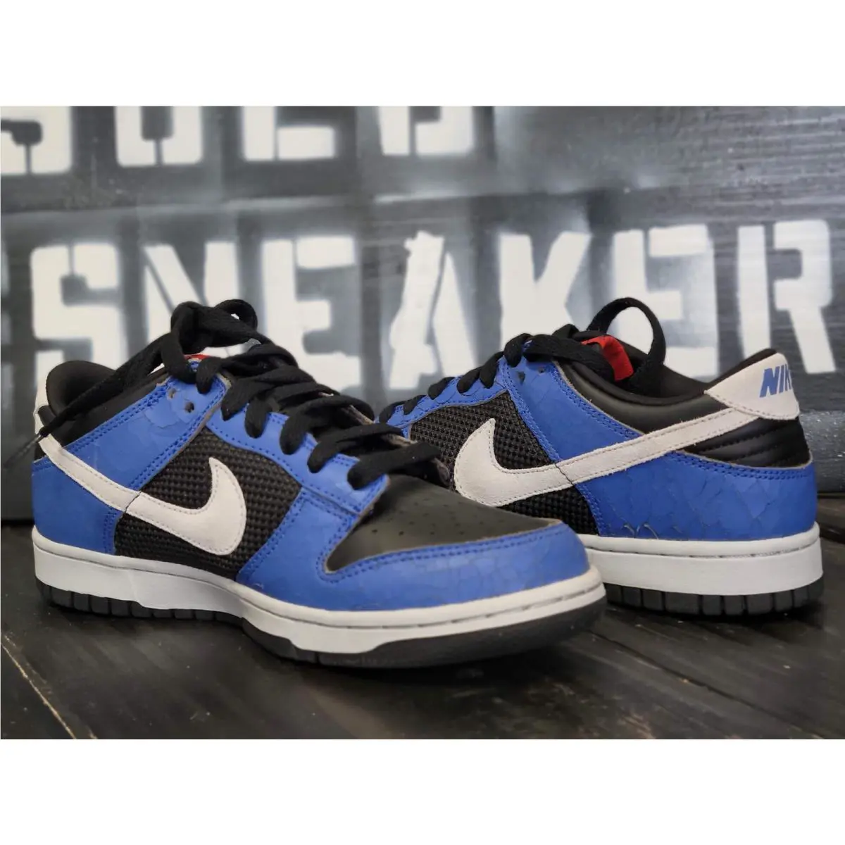 Nike shoes - Blue (UPC: 091205336858) 0