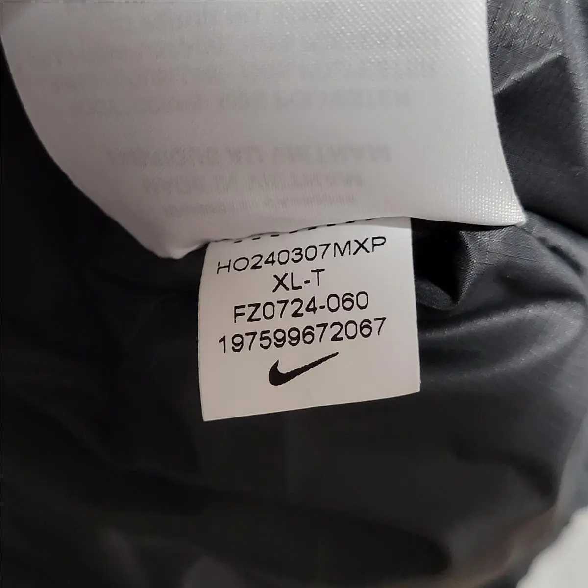 Nike clothing - FZ0724104 - FZ0724104 - Black 8