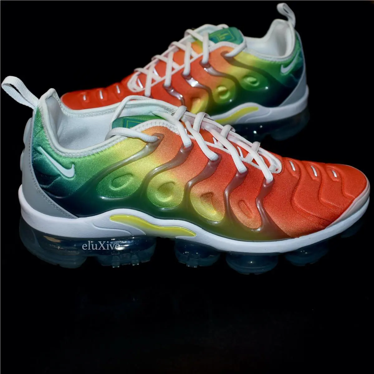 Nike shoes - Nike Air Vapormax Plus - Air Vapormax Plus - Multicolor 1