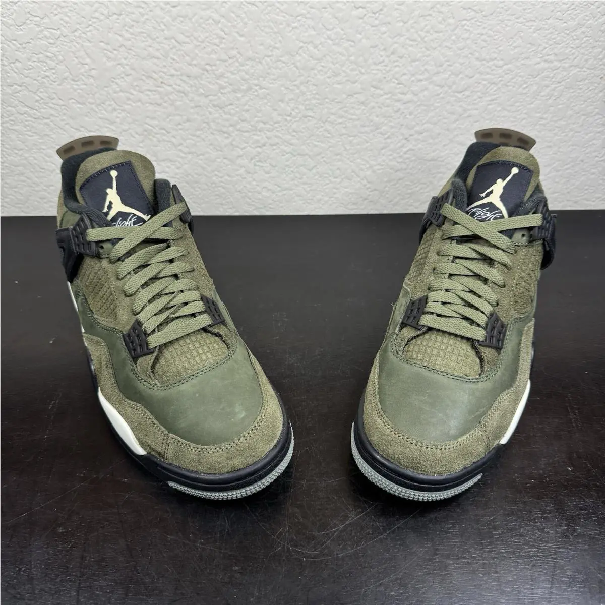 Nike shoes - Jordan Retro 4 - Retro - Olive 1