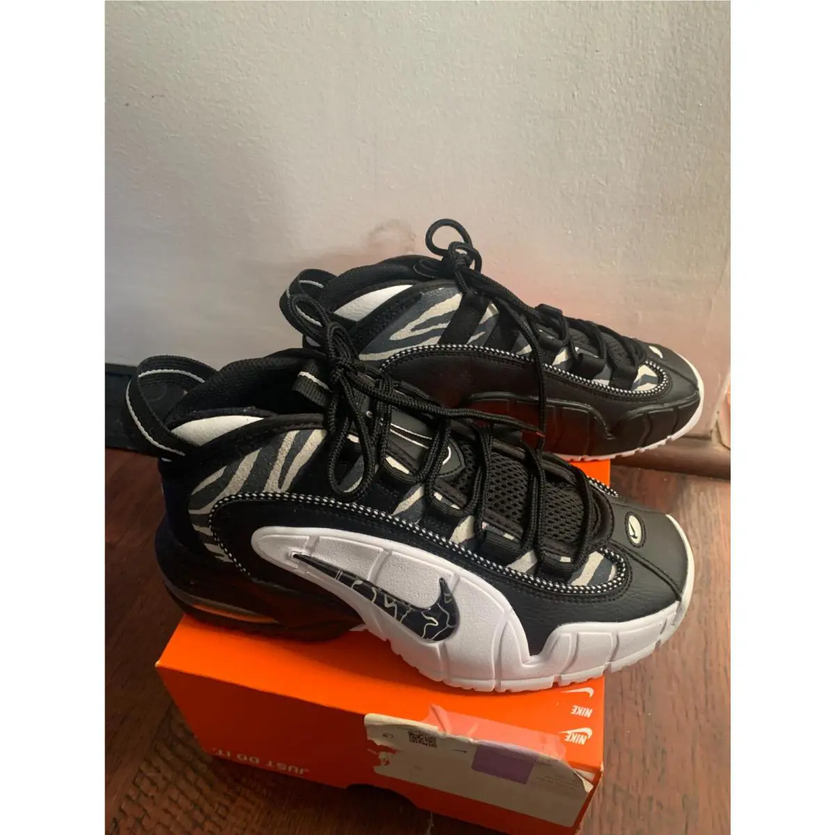 Nike shoes - Nike Air Penny 1 - Air Penny - FD0783-010 - Black, Manufacturer: Black/Vast Grey/White/Black 4