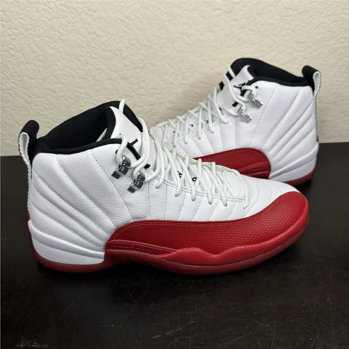 Nike shoes - Jordan Retro 12 - Retro - Cherry Red 0