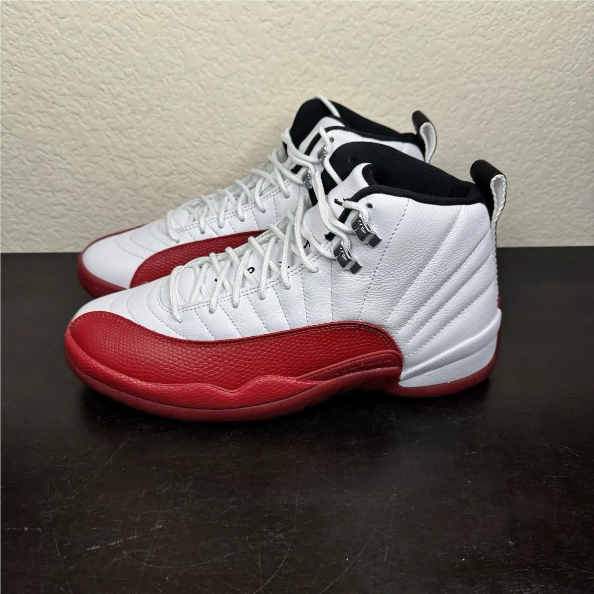 Nike shoes - Jordan Retro 12 - Retro - Cherry Red 5