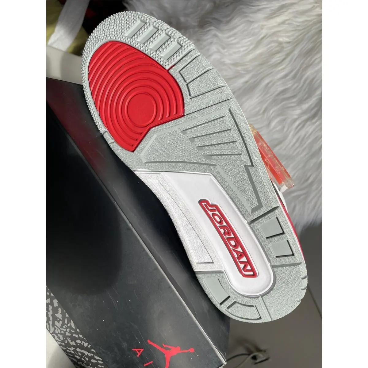 Nike shoes - Jordan 3 - 136064120 - Red, Manufacturer: White/Fire Red/Silver/Black 8