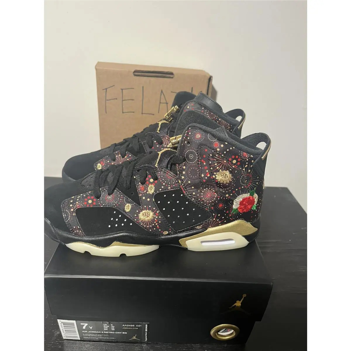 Nike shoes - Air Jordan 6 - Air - Multicolor 1