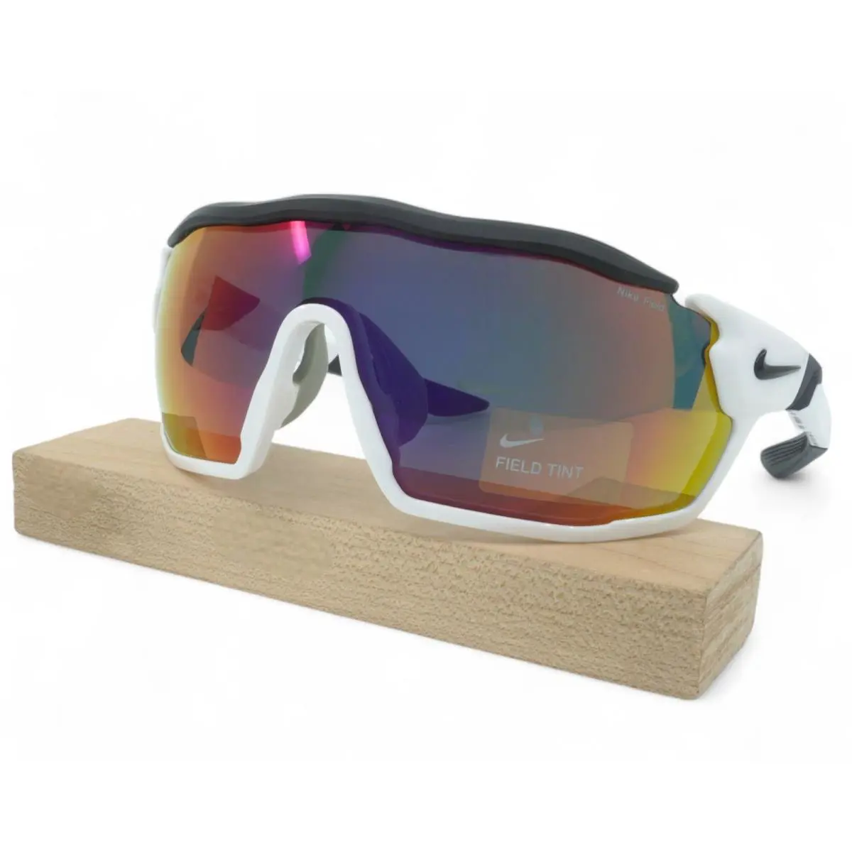 FD1887-103 Unisex Nike Show X Rush Team Sunglasses