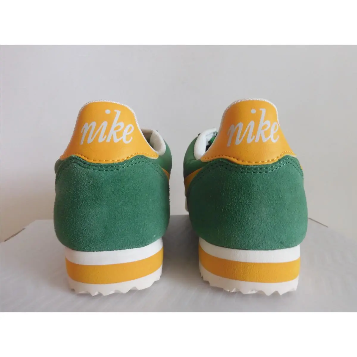 Nike shoes - Nike Classic Cortez - Classic Cortez - 882258-301 - Green (UPC: 884497281520) 4