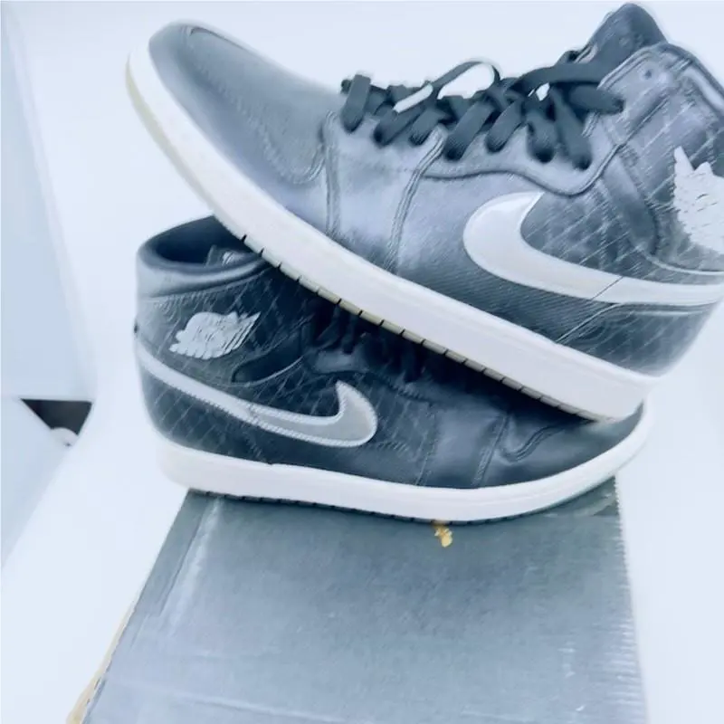 Nike shoes - Black 4