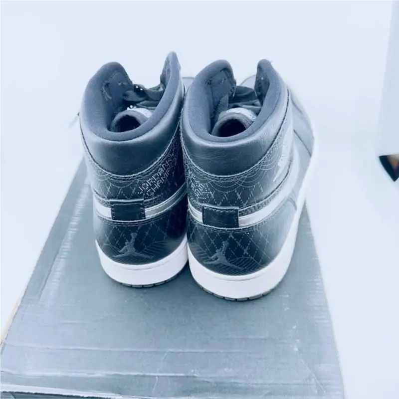 Nike shoes - Black 3