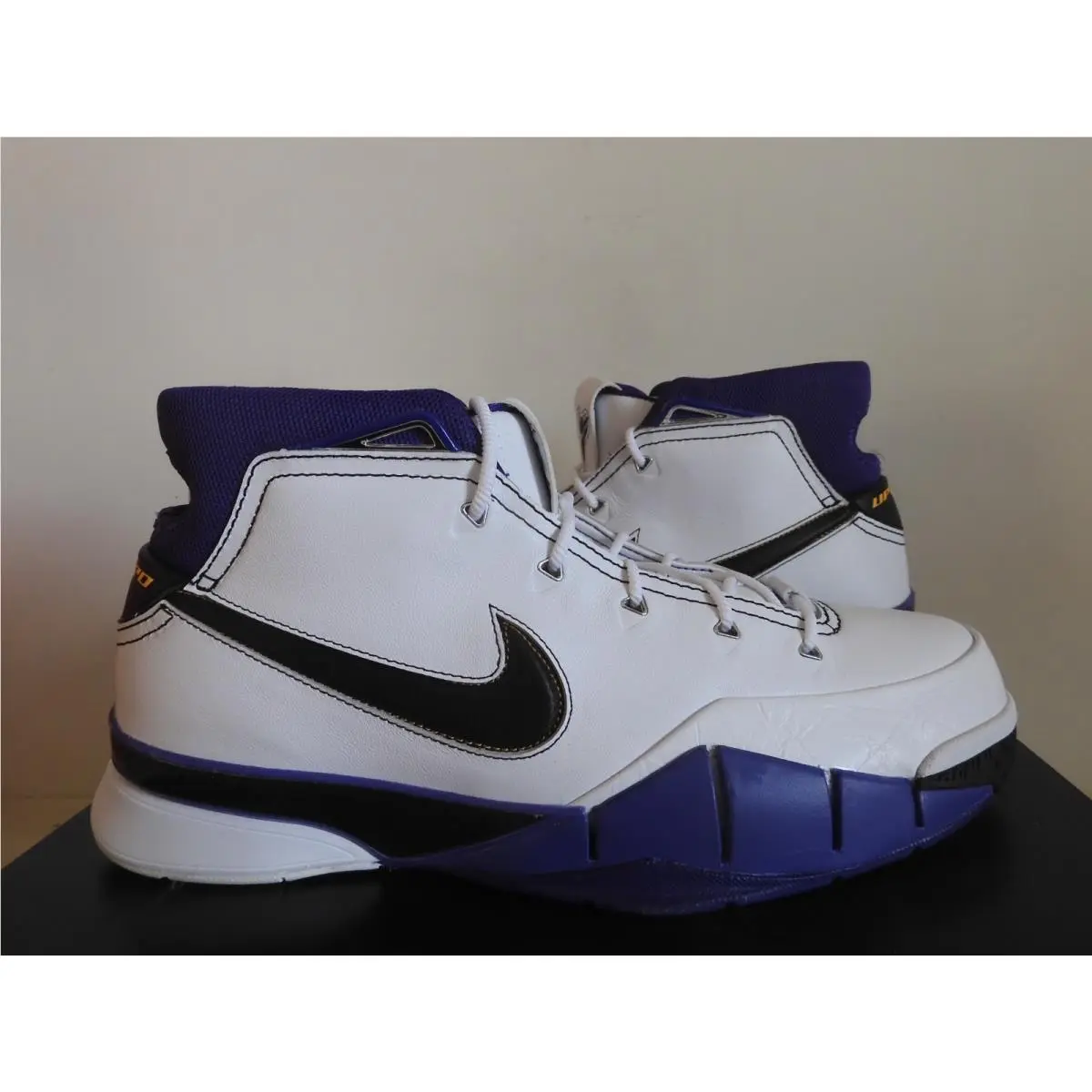 Nike shoes - Nike Kobe 1 Protro - Kobe Protro - AQ2728-105 - White 0