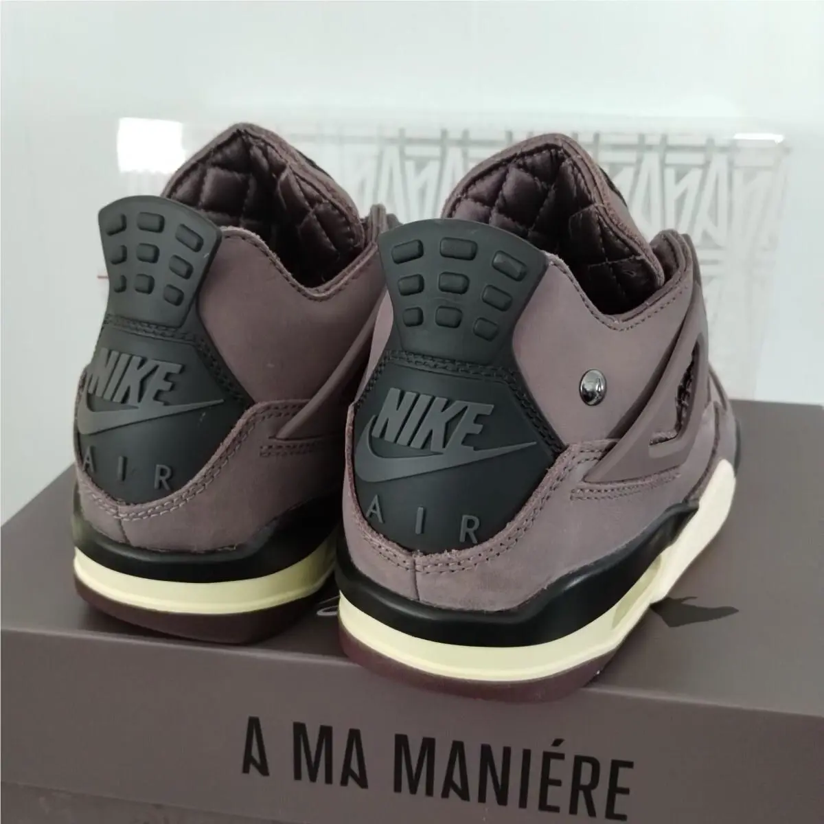 Nike shoes - Air Jordan 4 - Air - Purple 1