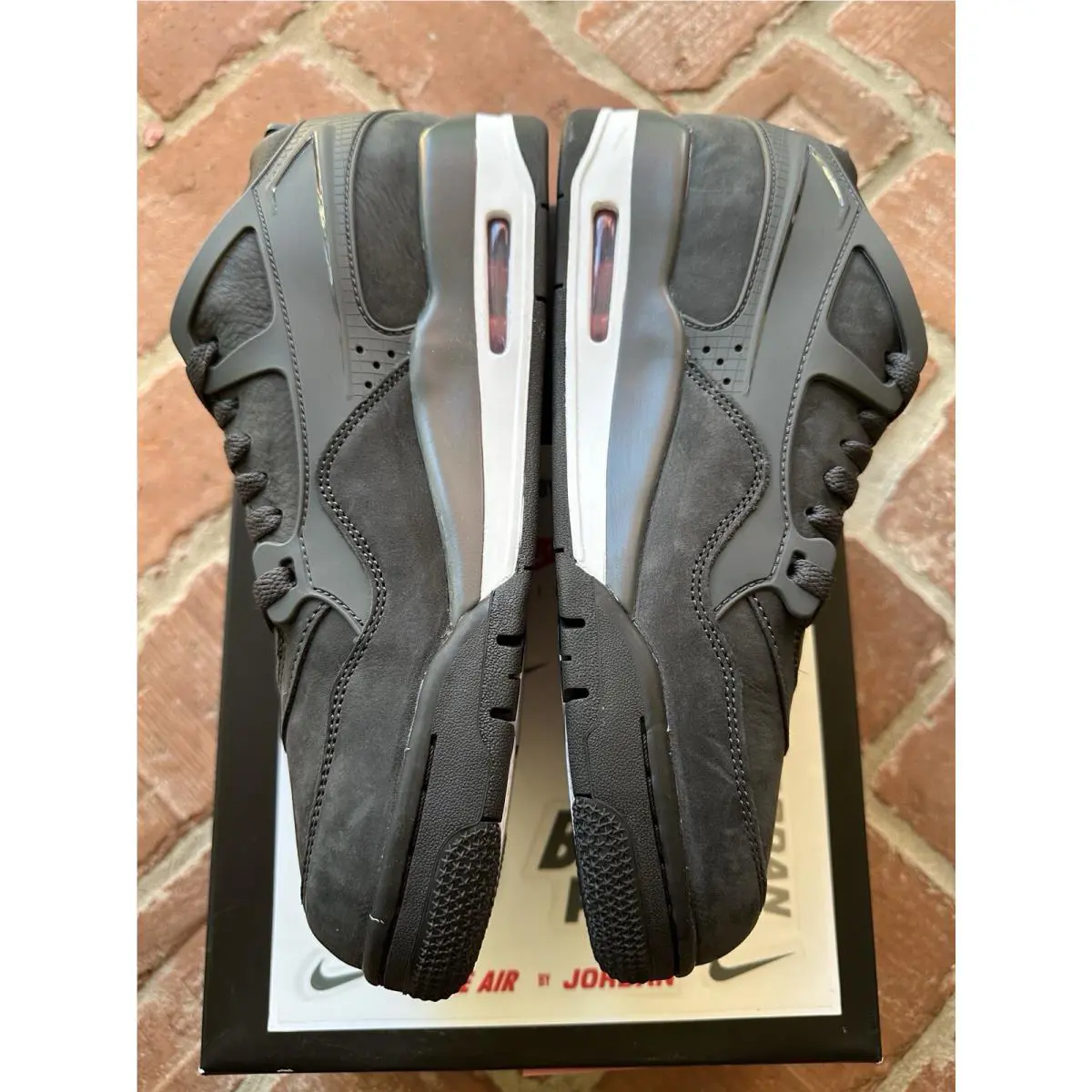 Nike shoes - Air Jordan Retro - Air Retro - HF4334 004 - Black 1