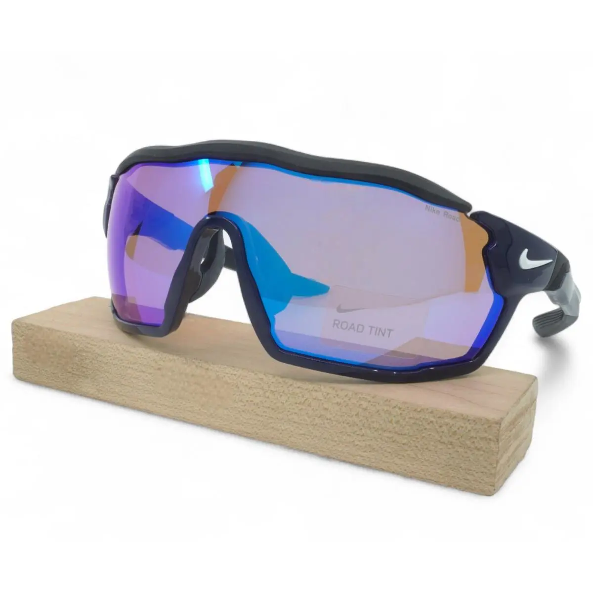 FD1887-410 Unisex Nike Show X Rush Team Sunglasses