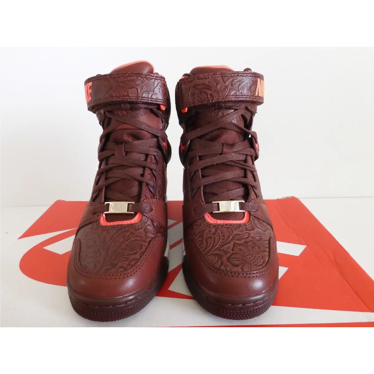 Nike shoes - Nike Air Revolution - Air Revolution - 633525 200 - Brown (UPC: 883153302739) 1