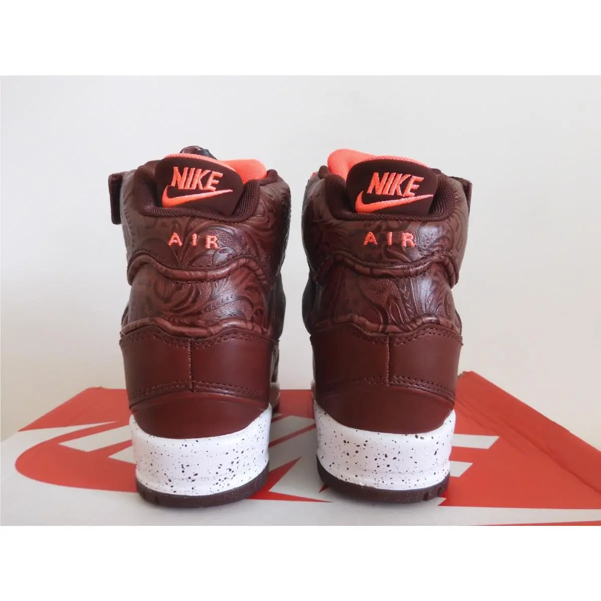 Nike shoes - Nike Air Revolution - Air Revolution - 633525-200 - Brown (UPC: 883153302739) 3
