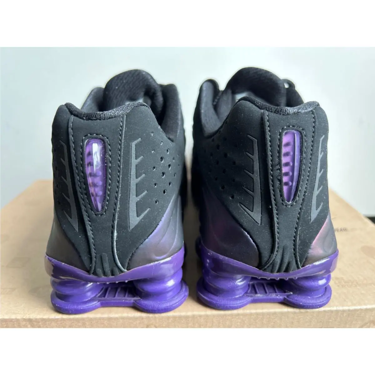 Nike shoes - Nike Shox - Shox - 302874 500 - Purple, Manufacturer: Black / Club Purple (UPC: 823233704329) 6