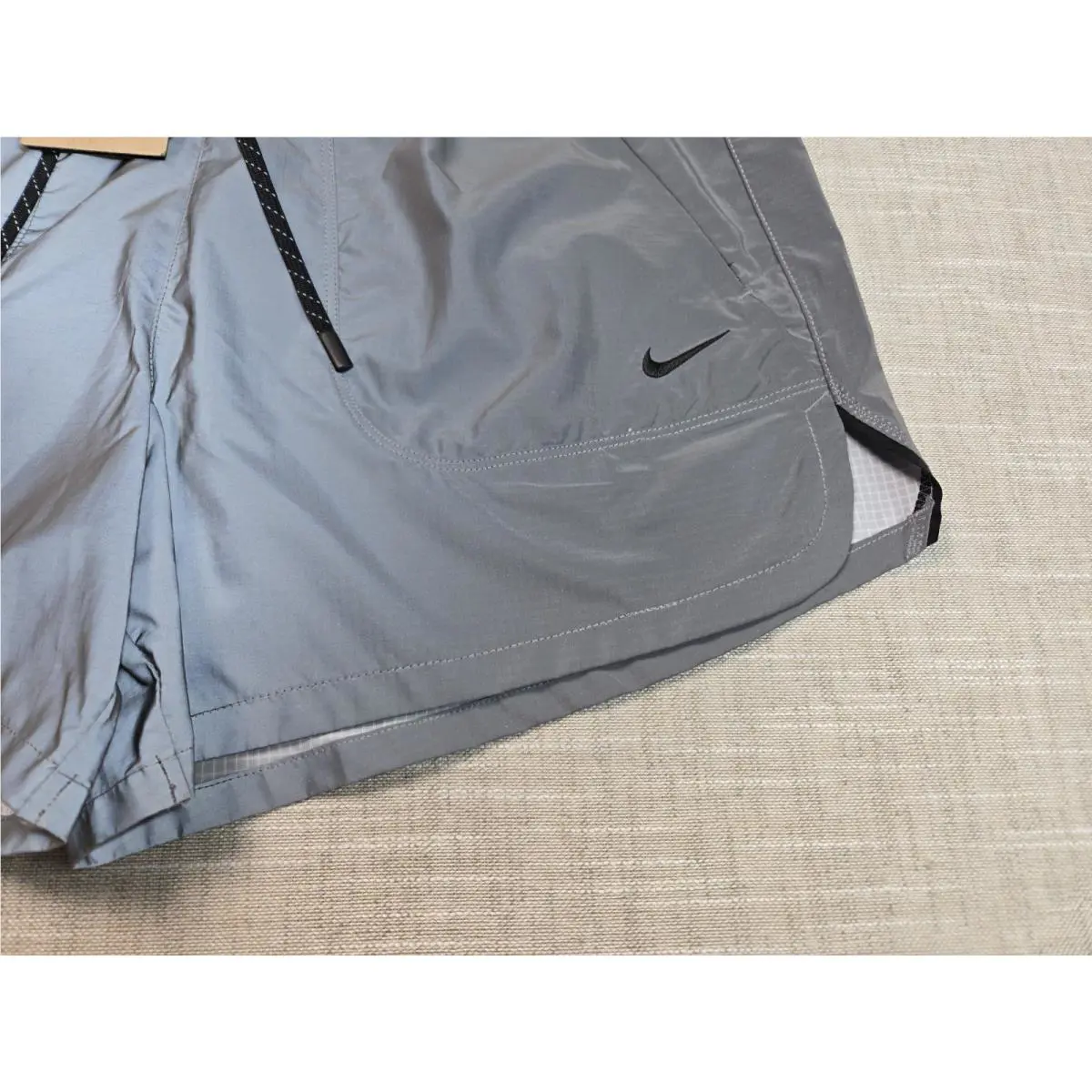 Nike clothing - Nike Run Division Shorts - Run Division Shorts - FZ1123-035 - Silver Black 3