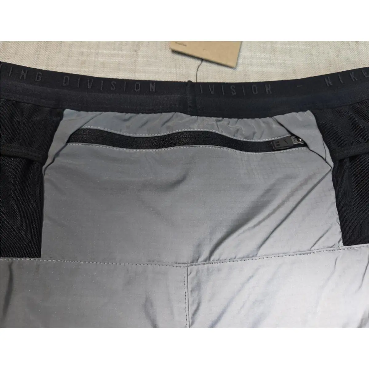 Nike clothing - Nike Run Division Shorts - Run Division Shorts - FZ1123-035 - Silver Black 4