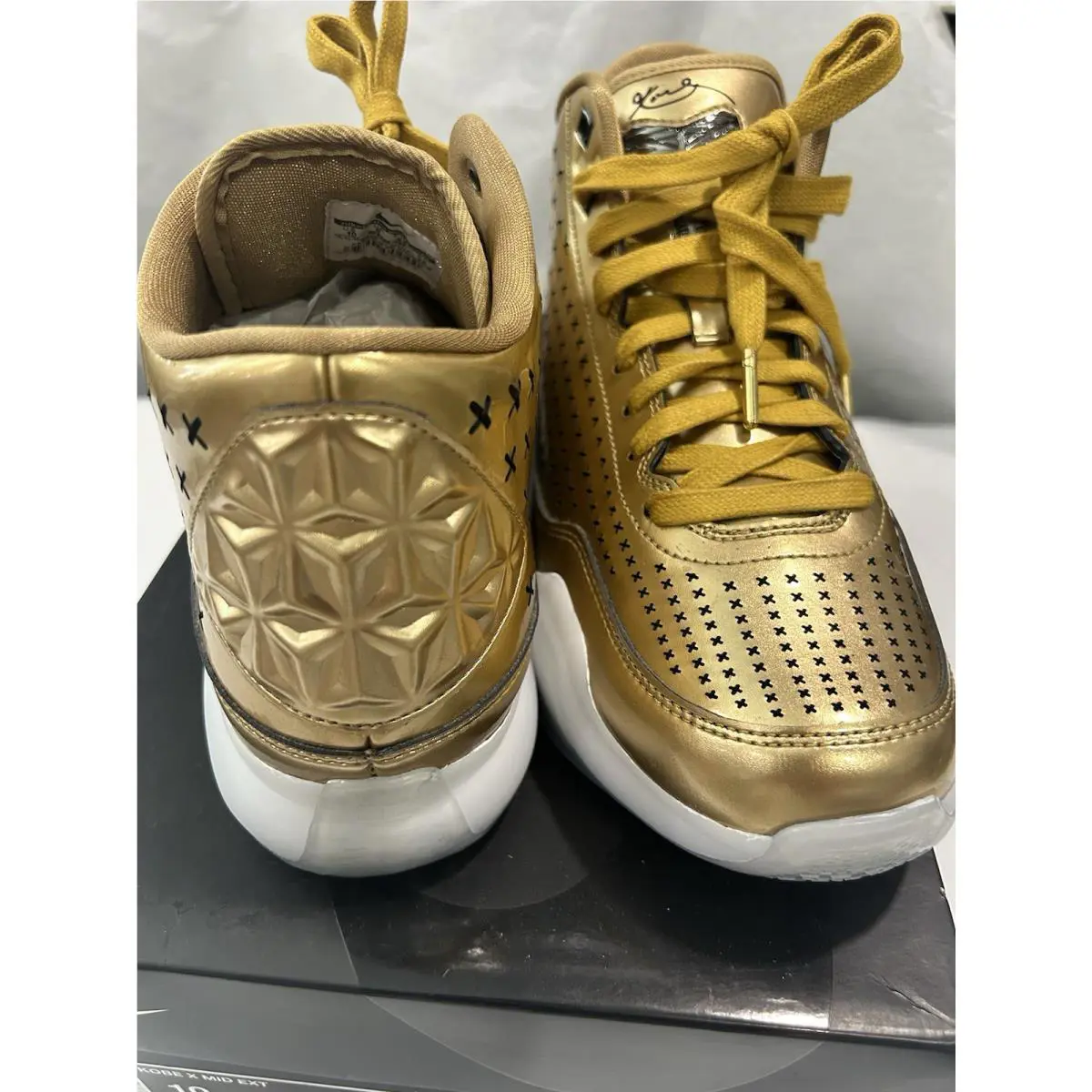 Nike shoes - Nike Kobe - Kobe - 802366 700 - Gold (UPC: 885179676603) 10