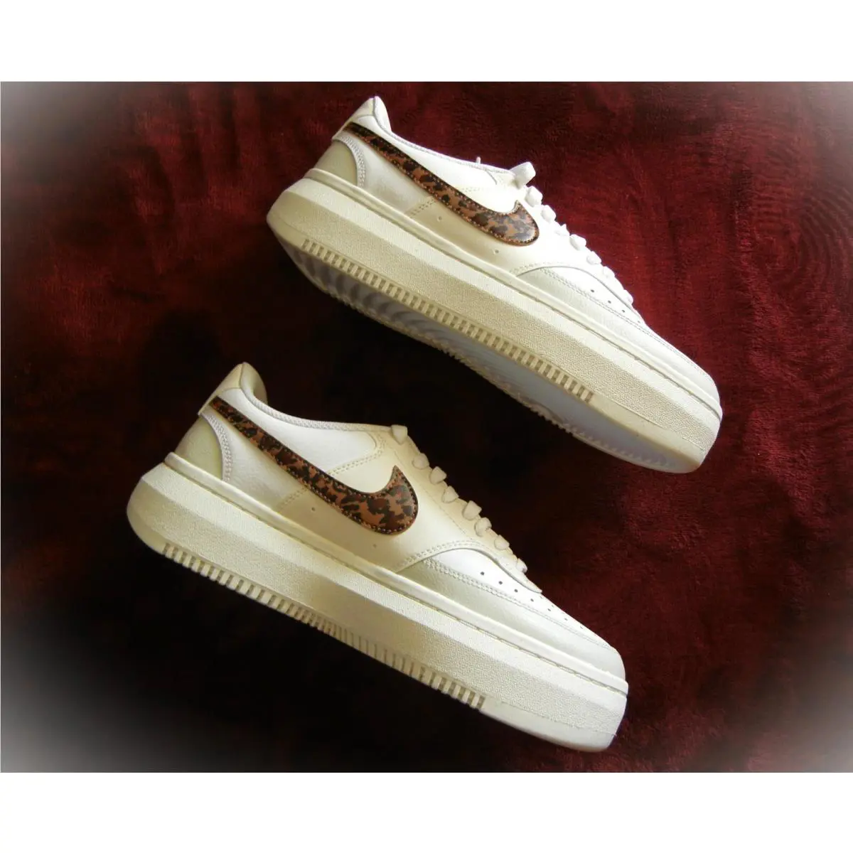 Nike shoes - Nike Court - Court - D02791100 - White 3