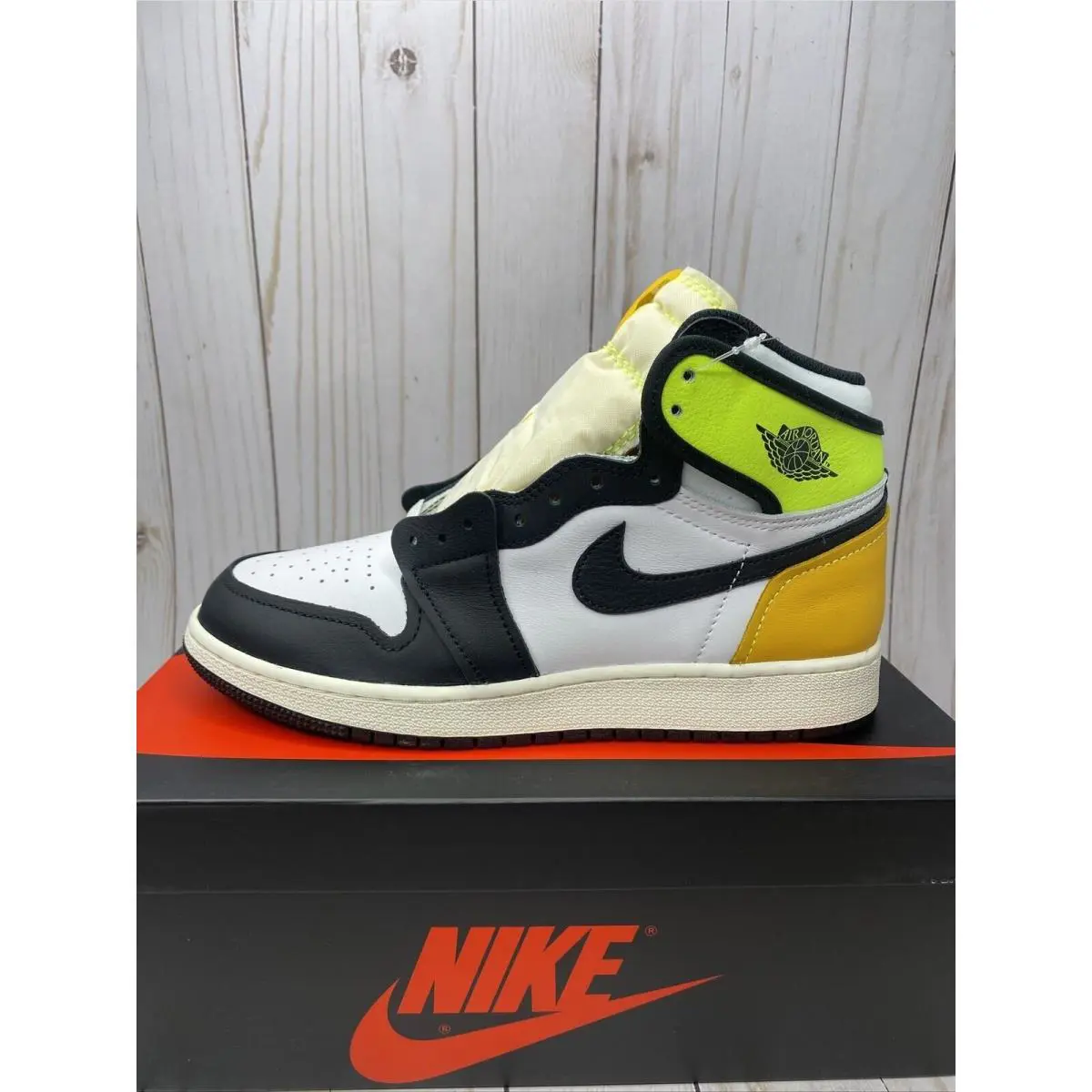 Nike shoes - Nike Air Jordan 1 - Air - Green 1
