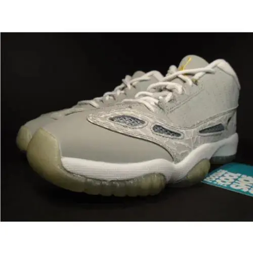 Nike shoes - Nike Air Jordan 11 Retro Low - 306006-072 - Gray 2