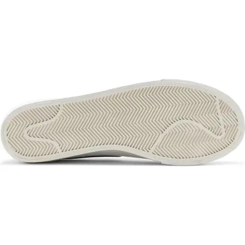 Nike shoes - White/Black (UPC: 195237087570) 1