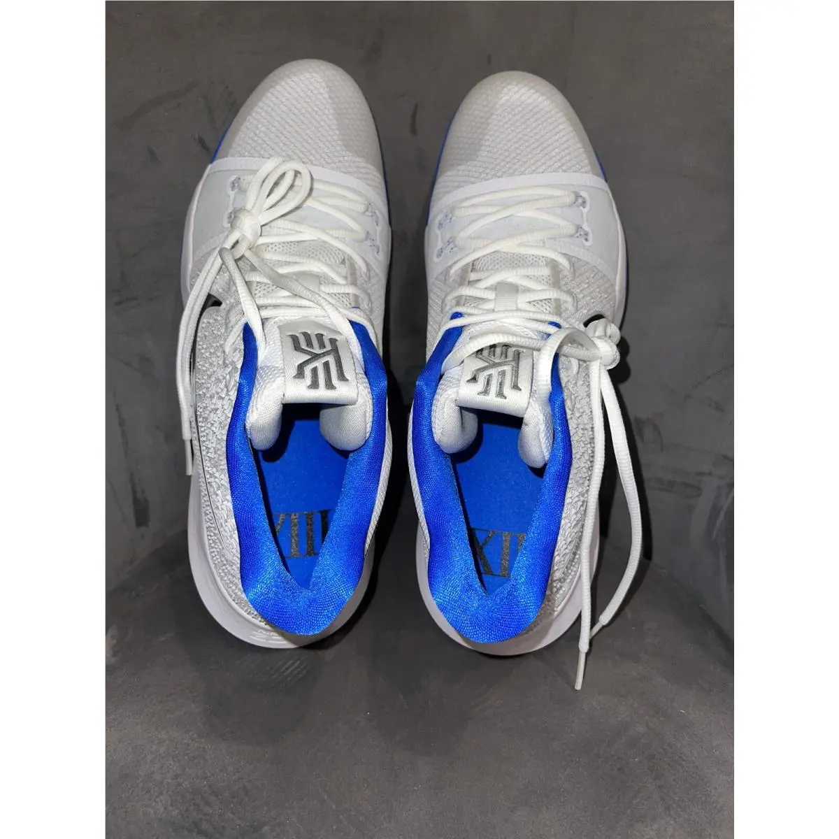 Nike shoes - Kyrie 3 - Kyrie - 852395-102 - White 8