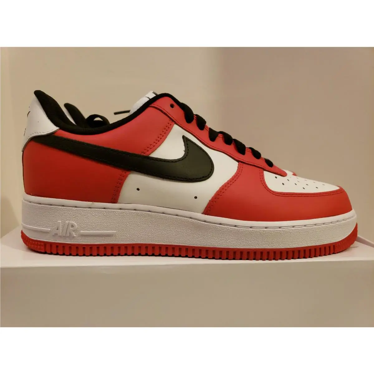 Nike shoes - 1 - Varsity Red/Black-White 0