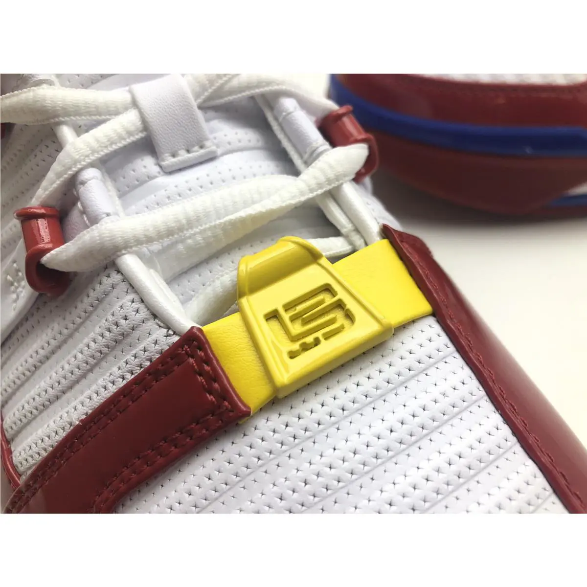 Nike shoes - Nike Zoom Lebron III QS - AO2434-100 - White Red (UPC: 886691873099) 5