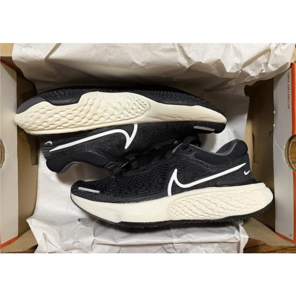 Nike Women`s Zoomx Invincible Run Flyknit Size 6 - Black, Manufacturer: Black/Iron Grey/Volt/White