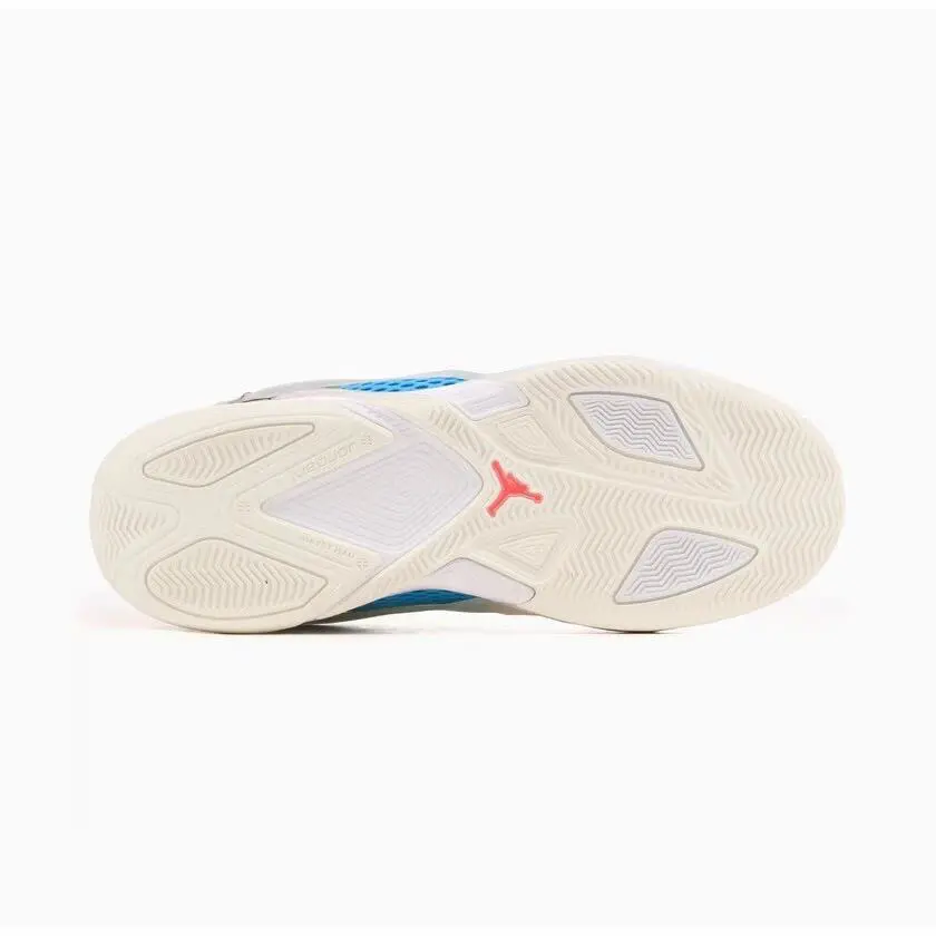 Nike shoes - Jordan Heir - Heir - IB7137 400 - White 4
