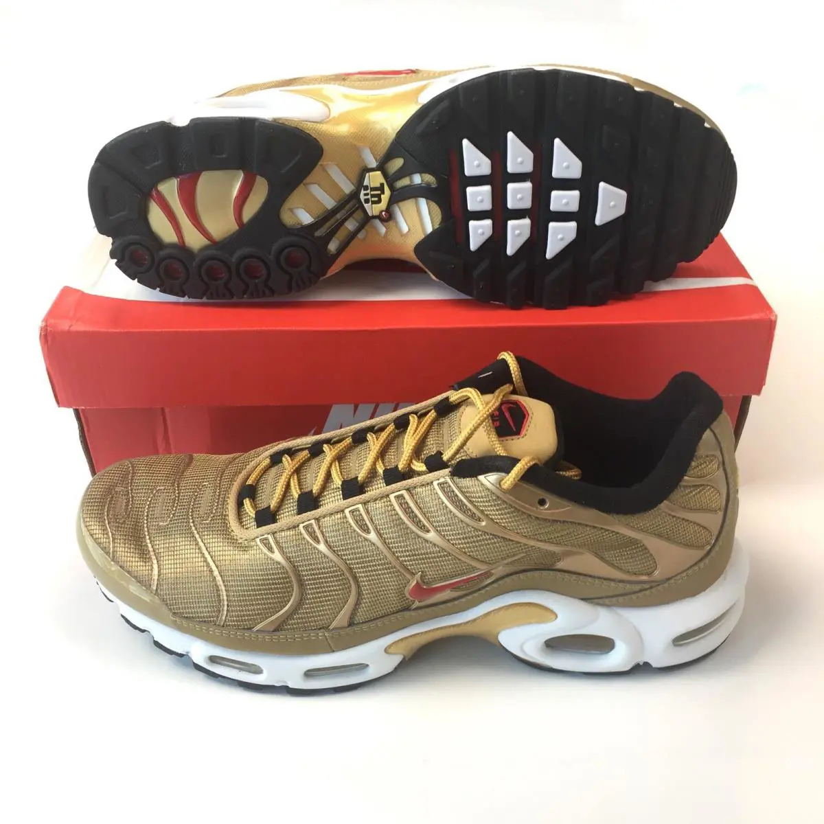 Nike shoes - Nike Air Max Plus - Air Max Plus - Gold 0