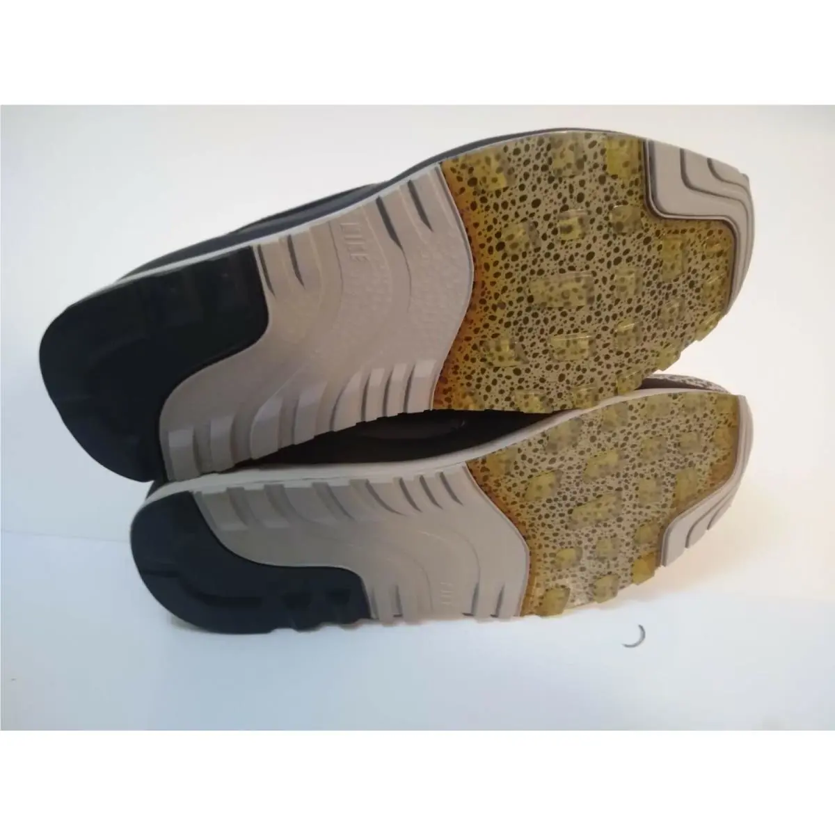 Nike shoes - Nike Air Safari - Air Safari - 543261-030 - Red 3