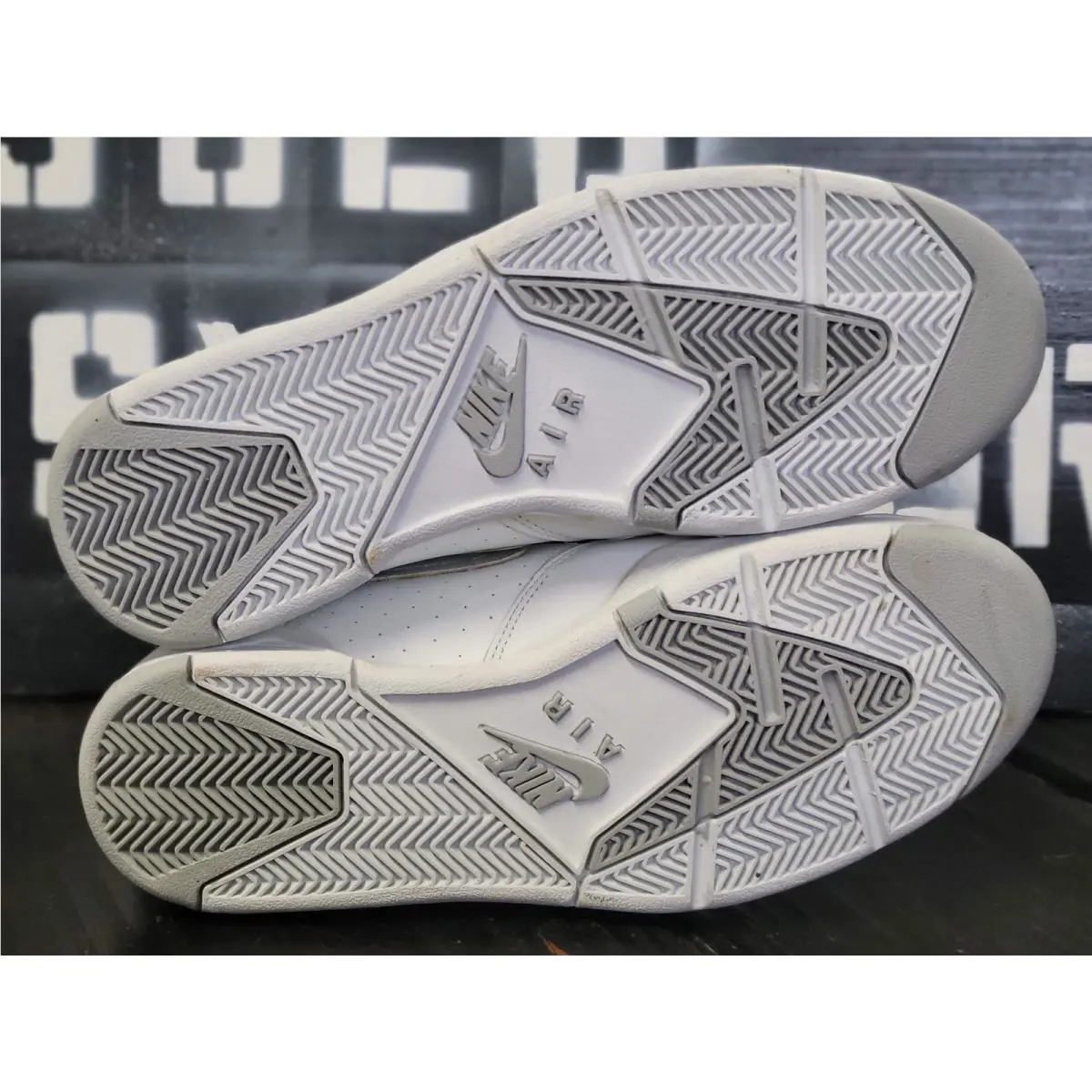 Nike shoes - White 5