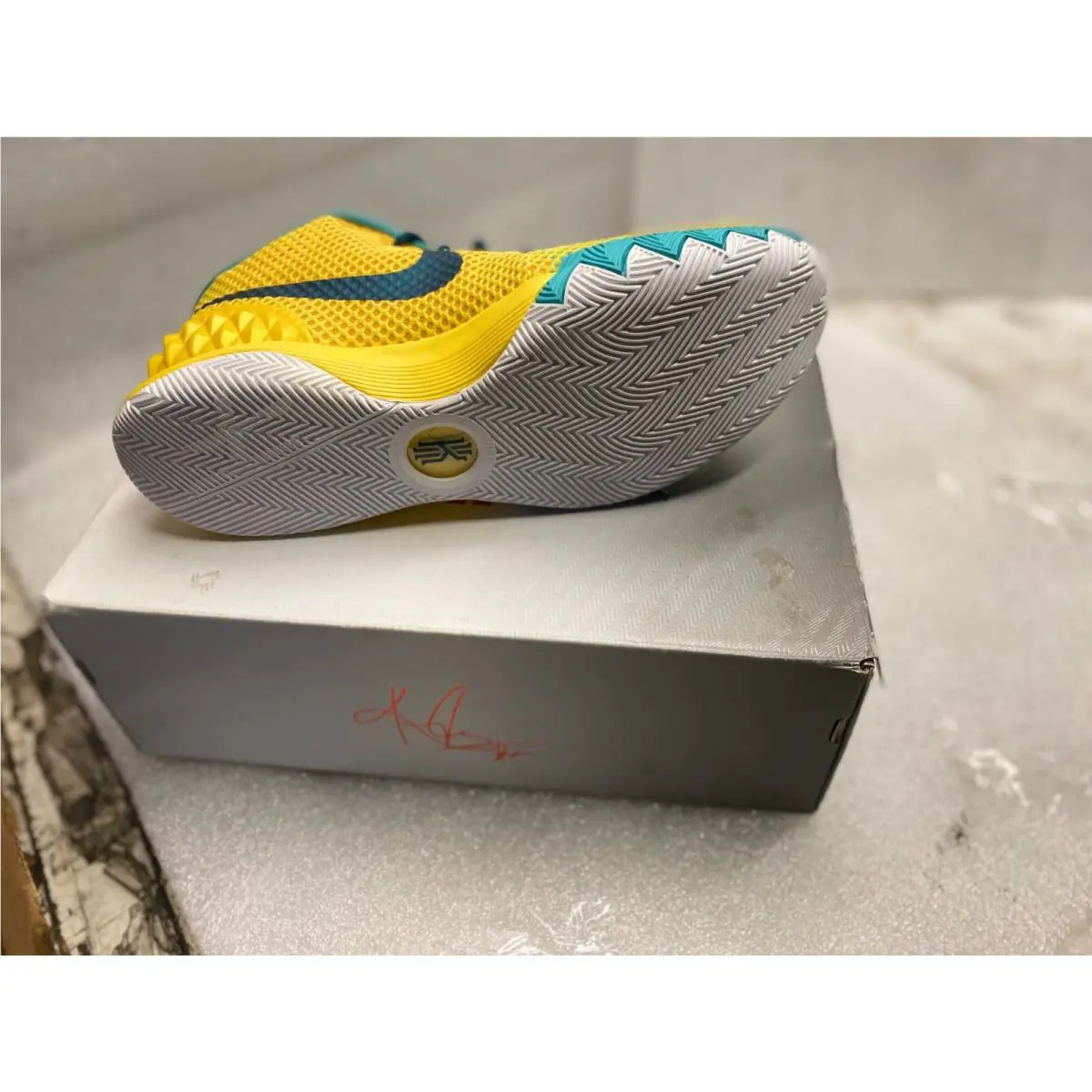 Nike shoes - Multicolor 4