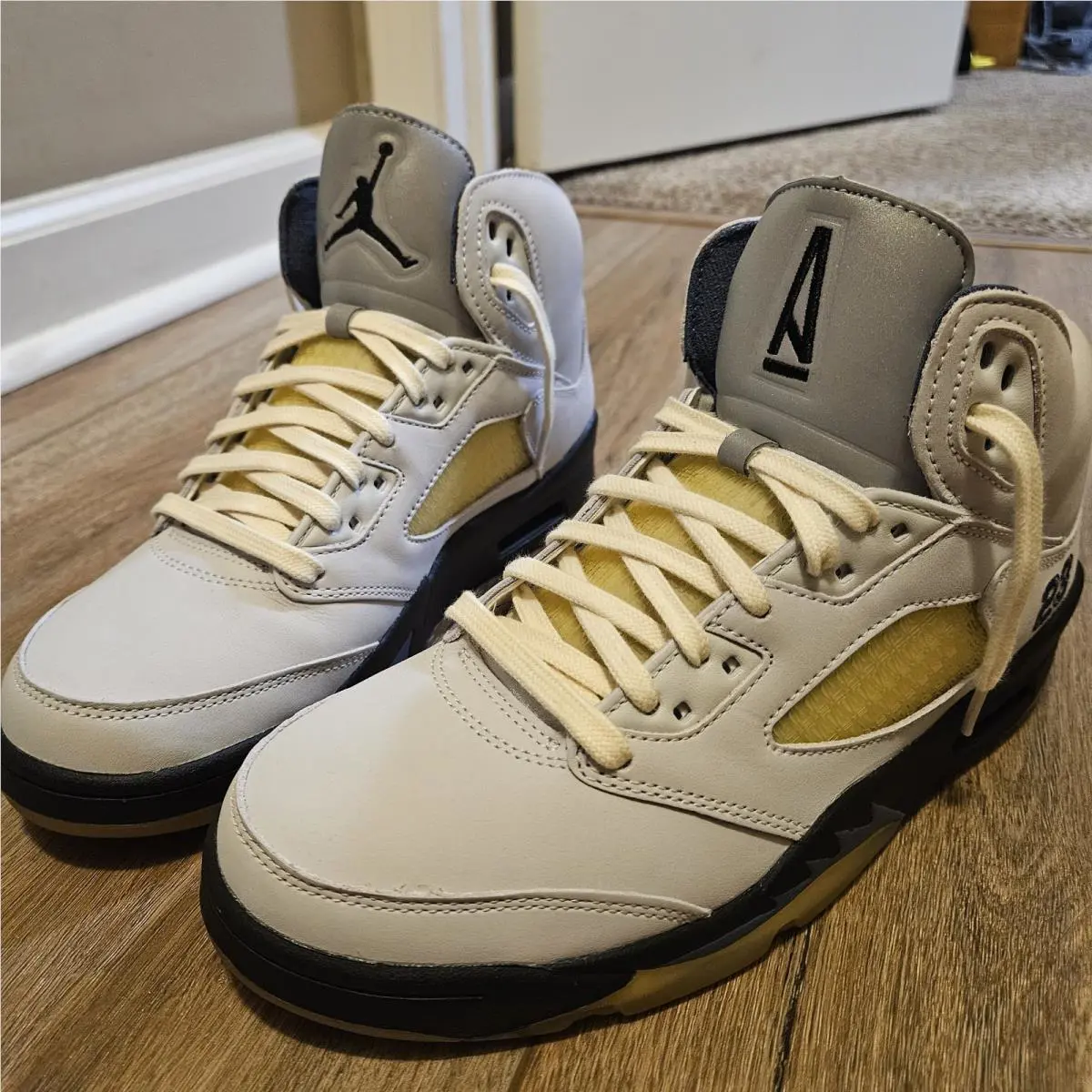 Nike shoes - Air Jordan 5 - Air - Ivory 0