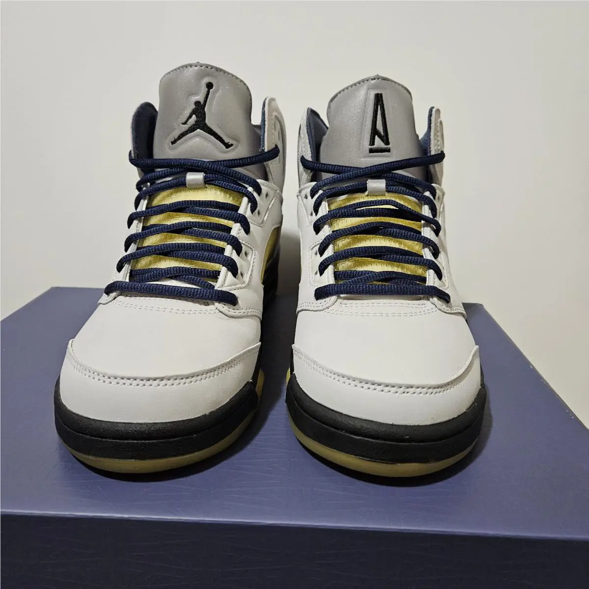 Nike shoes - Air Jordan 5 - Air - Ivory 4