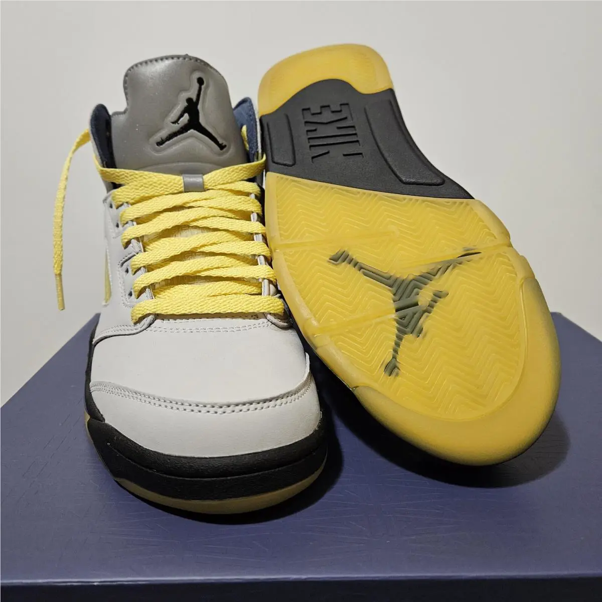 Nike shoes - Air Jordan 5 - Air - Ivory 7