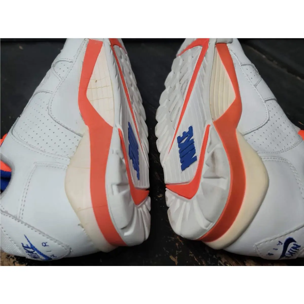 Nike shoes - Orange 4