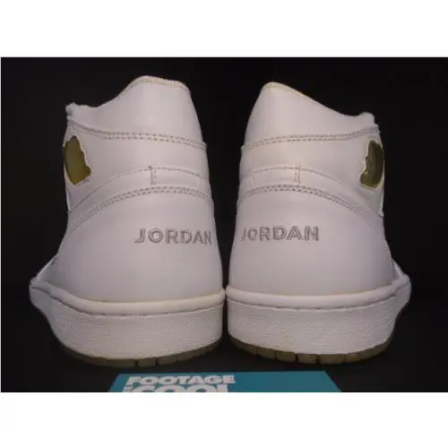 Nike shoes - Nike Air Jordan 1 Retro - 306000-101 - White 6