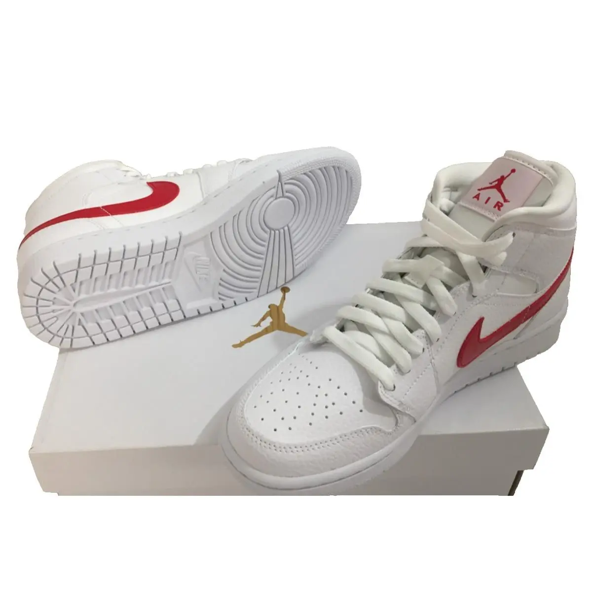 Nike Womens White Air Jordan 1 Mid Sneaker Shoes BQ6472 106 Size 8.5