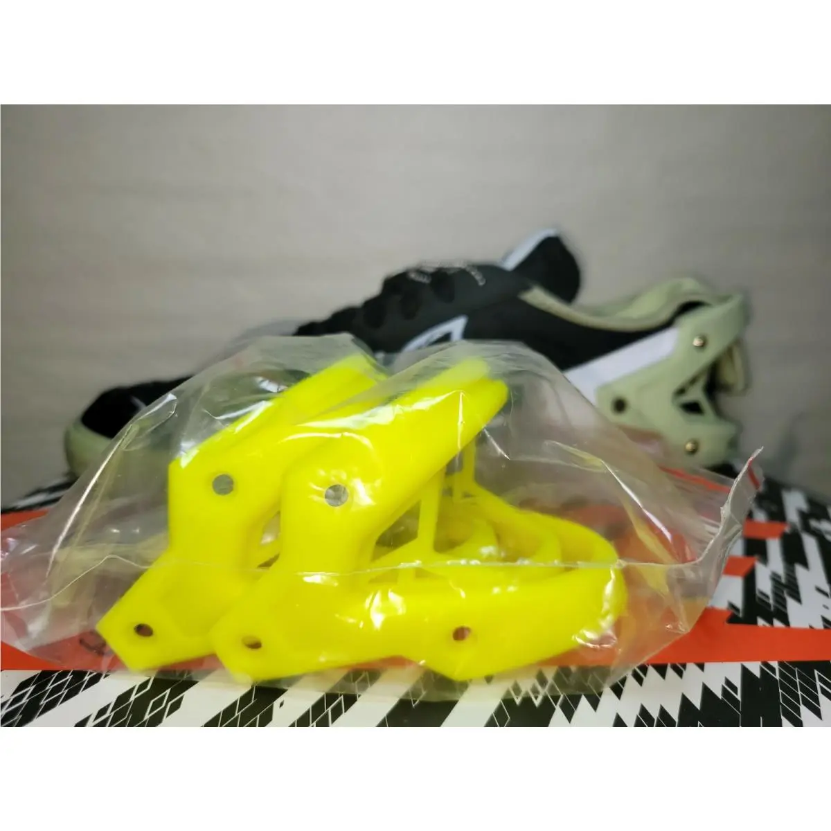 Nike shoes - D09373001 - D09373001 - Black (UPC: 195244733507) 8