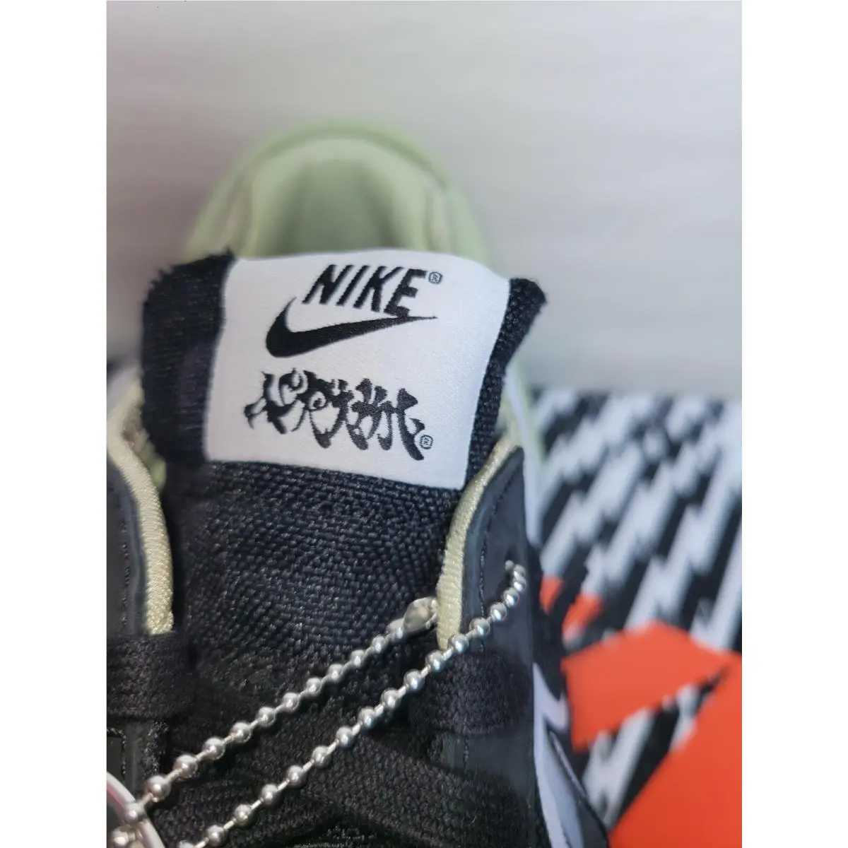 Nike shoes - D09373001 - D09373001 - Black (UPC: 195244733507) 4